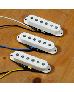 UT guitar parts - AlNiCo 5 Vintage #5 strato mikrofonisetti - valkoinen