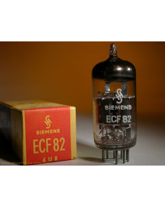 ECF82 (=6U8, 6AU8A, PCF82, 6F1P) Siemens Germany - nos tube